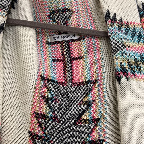 Cardigan - Picture 2 of 3